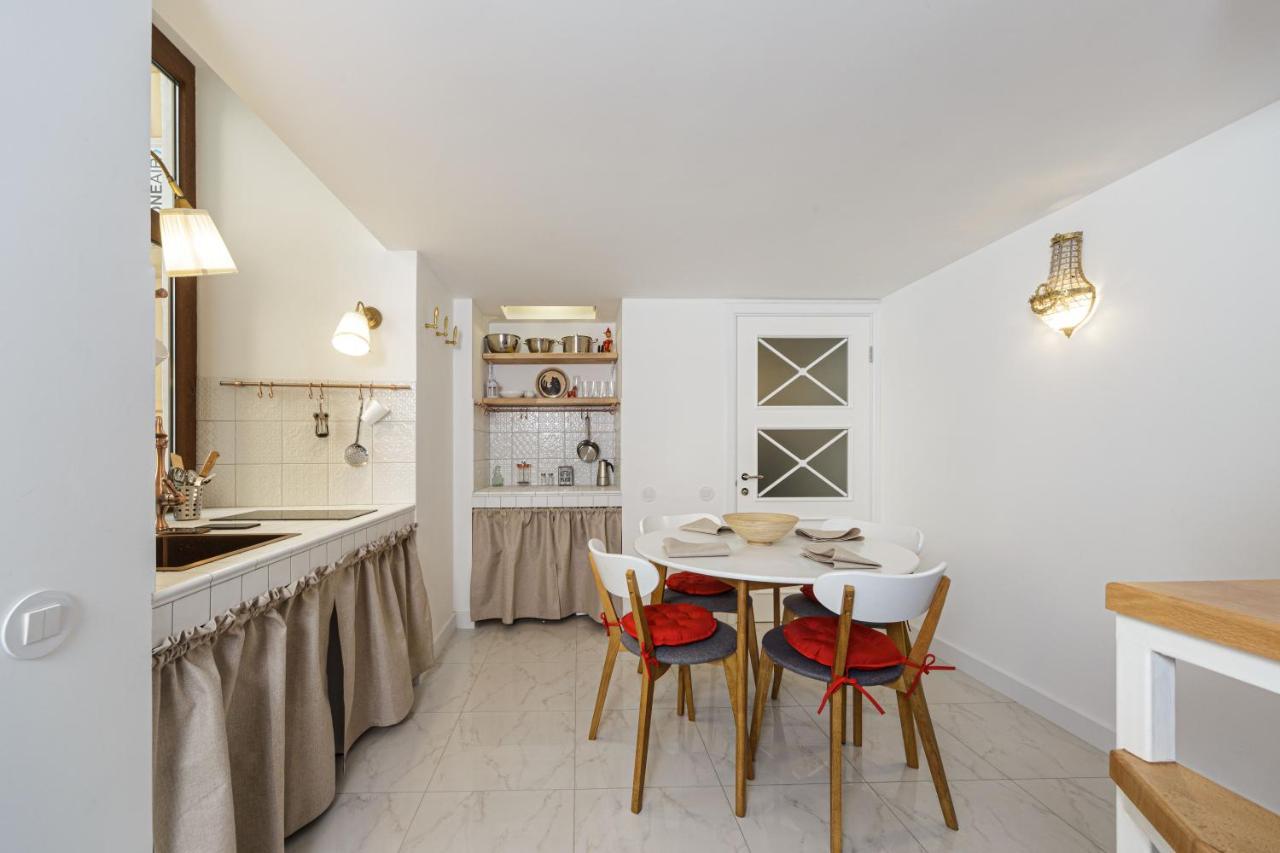 Old Town - Self Check-In Apartment Odessa Ngoại thất bức ảnh
